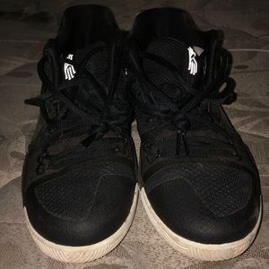 Kyrie basketball shoes!!!